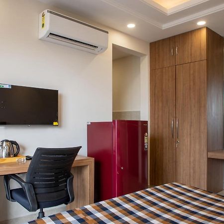 Perch Service Apartment-Mg Road Ґурґаон Екстер'єр фото