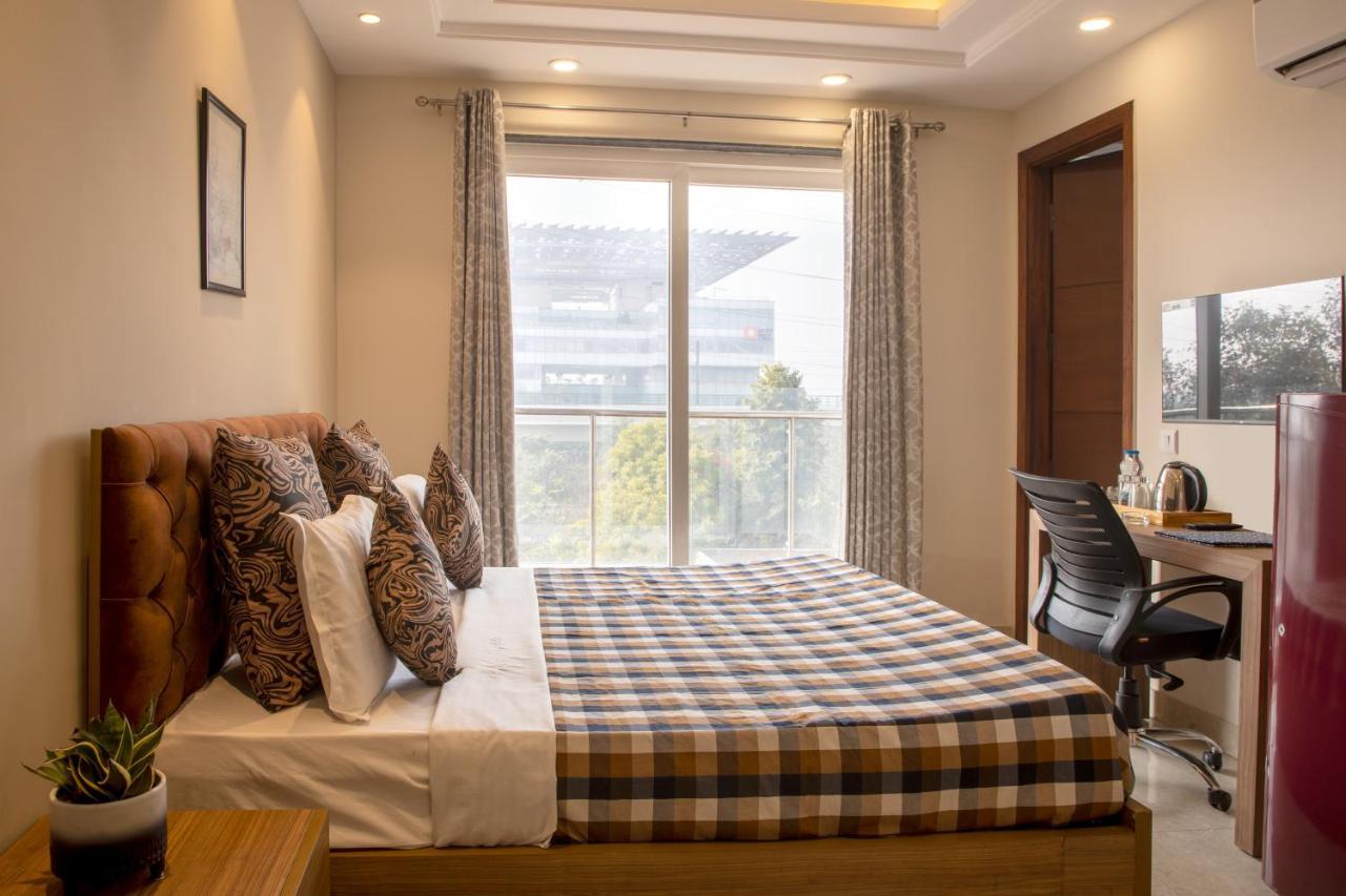 Perch Service Apartment-Mg Road Ґурґаон Екстер'єр фото