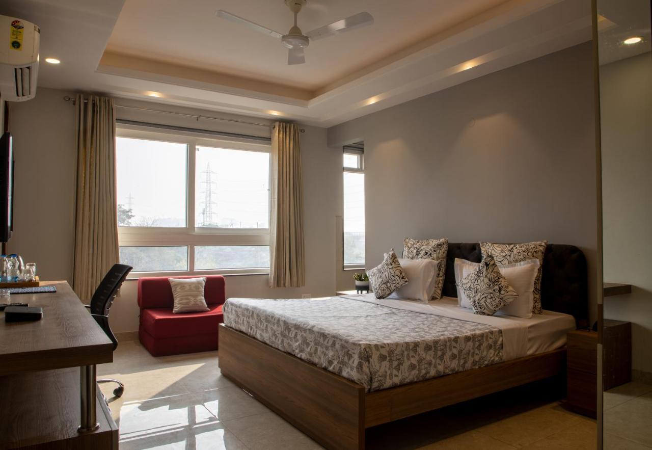Perch Service Apartment-Mg Road Ґурґаон Екстер'єр фото