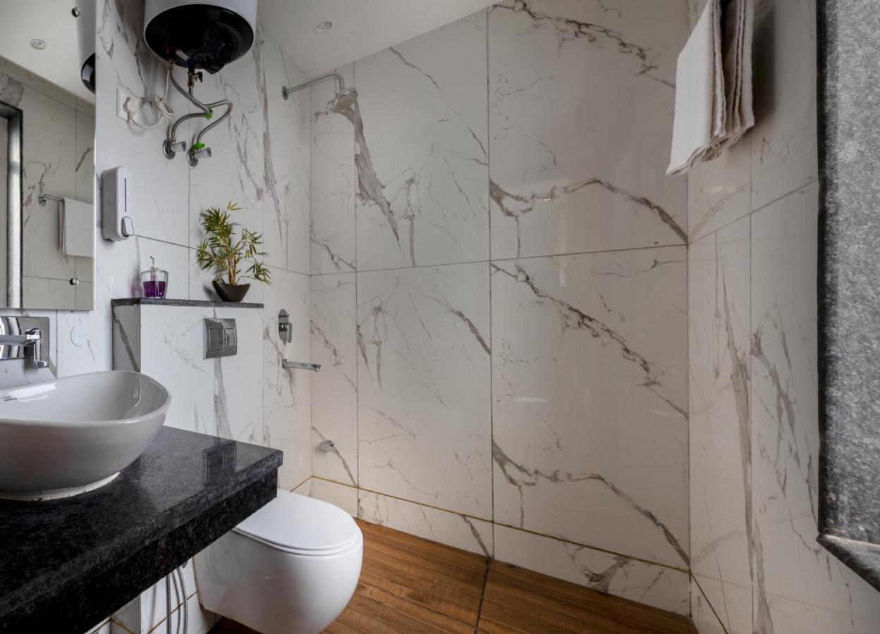 Perch Service Apartment-Mg Road Ґурґаон Екстер'єр фото