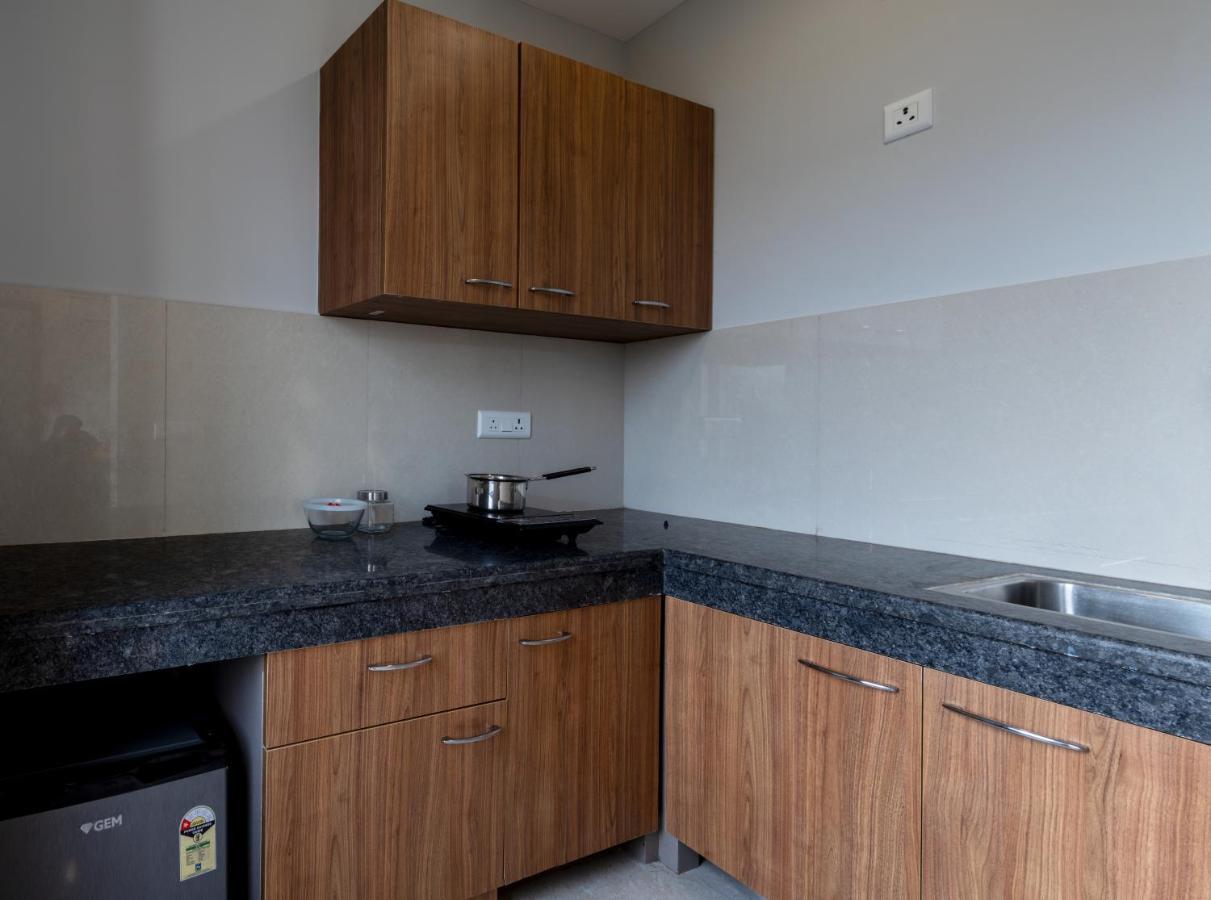 Perch Service Apartment-Mg Road Ґурґаон Екстер'єр фото