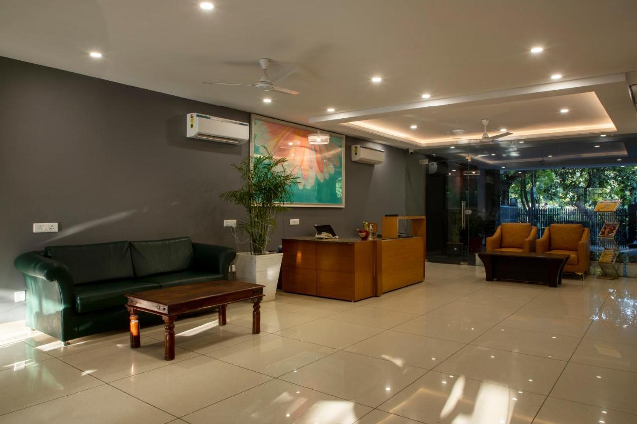 Perch Service Apartment-Mg Road Ґурґаон Екстер'єр фото